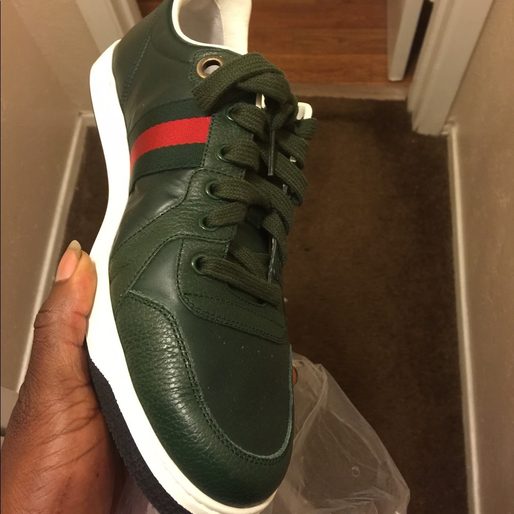 DS GUCCI SNEAKERS SIZE 9